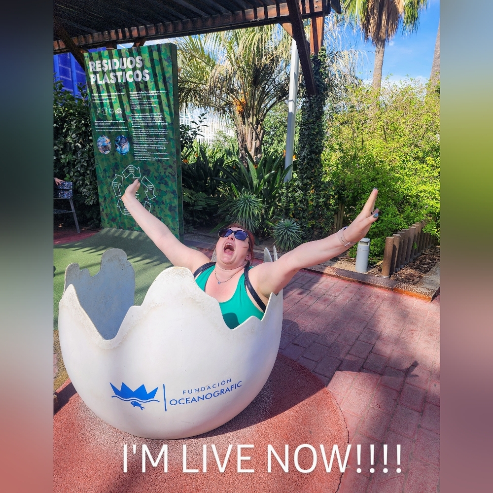 Like๐ฅฐ This For Live Showโค๏ธ๐บ Notifications! - Picture 3 of 12